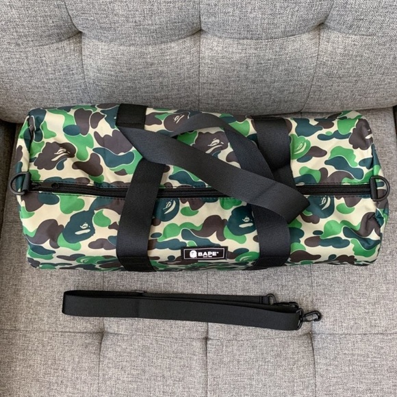 🦍 A bathing ape bape camo duffel travel gym bag - Picture 4 of 4